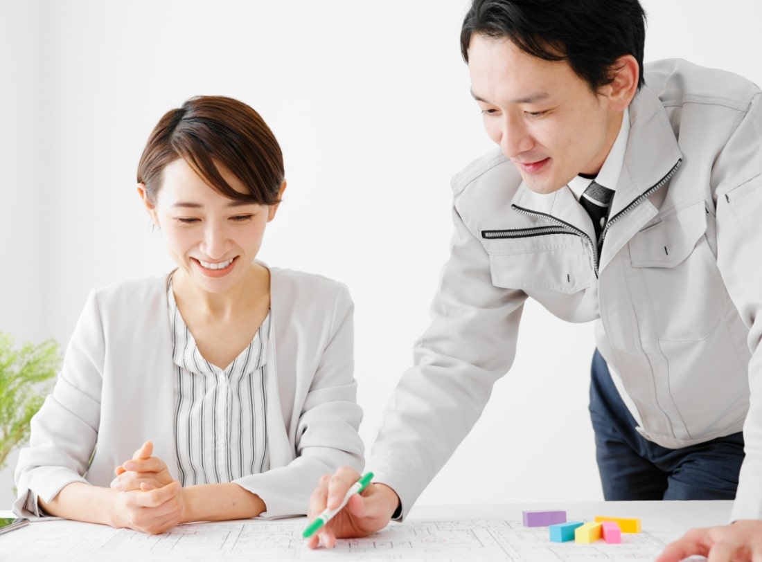 申請書類の記入風景